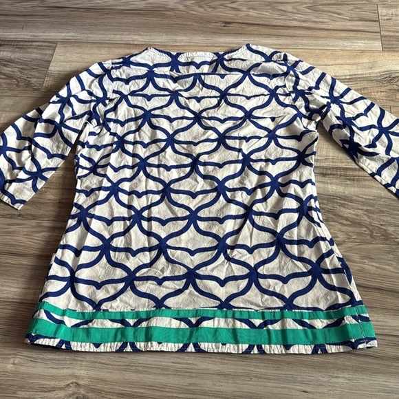 Like New Vineyard Vines Whale Tail Tunic - Picture 5 of 5